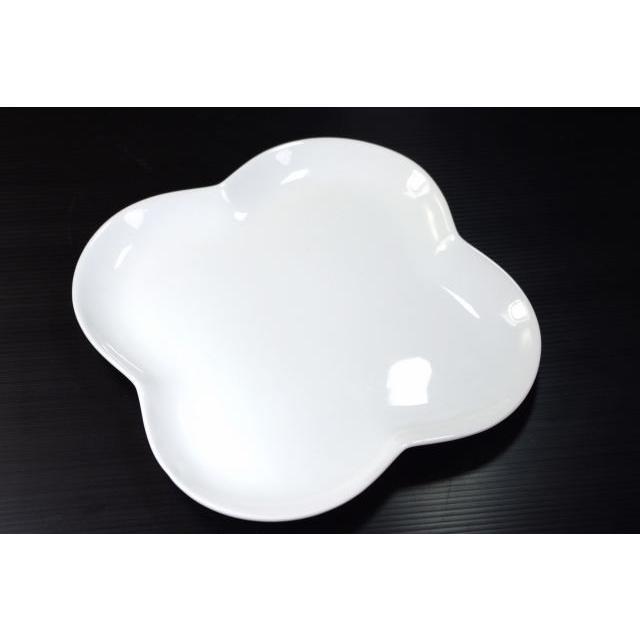 OZ210 幸せ運ぶ四葉のクローバー20.3cmプレート★アウトレット品★IHG | 