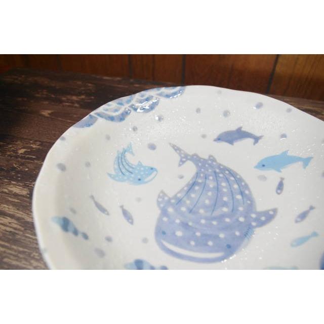 PS136　淡彩ジンベエザメ21.5cmカレー皿 　アウトレット品 |  | 02