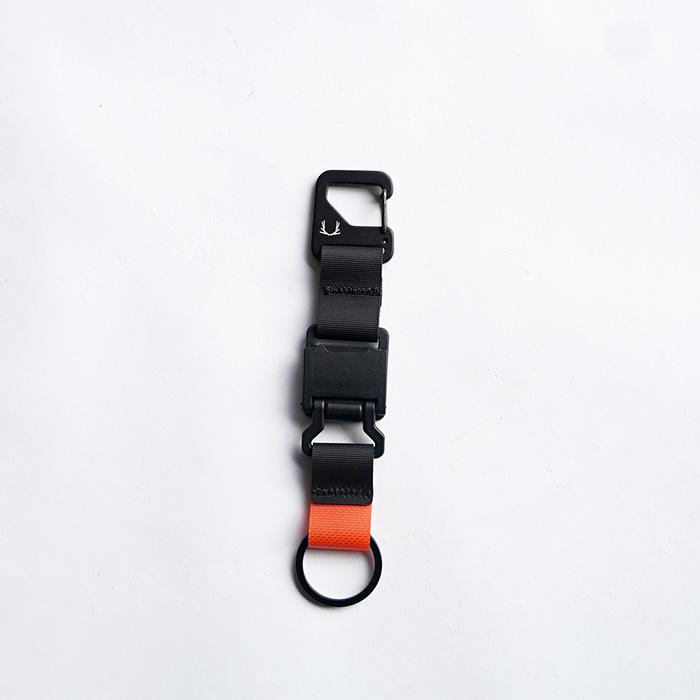 BLACK EMBER（ブラックエンバー） MAGNETIC KEY-RING マグネティック