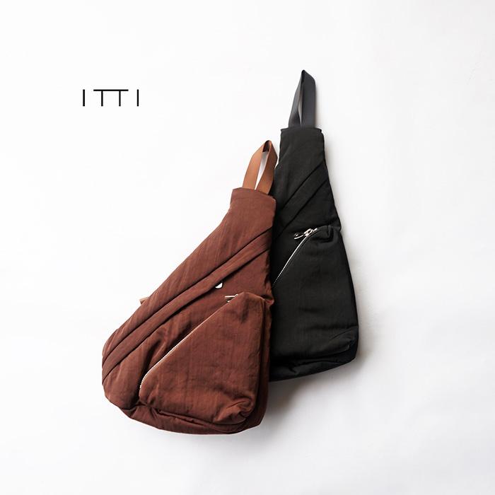 ITTI イッチ ANNIE PUFFER SLING BAG / CERATO BRIGHT アニーパファー