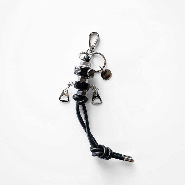ITTI（イッチ） CRISTY ROBOT KNOT CHARM / STCOW クリスティロボット