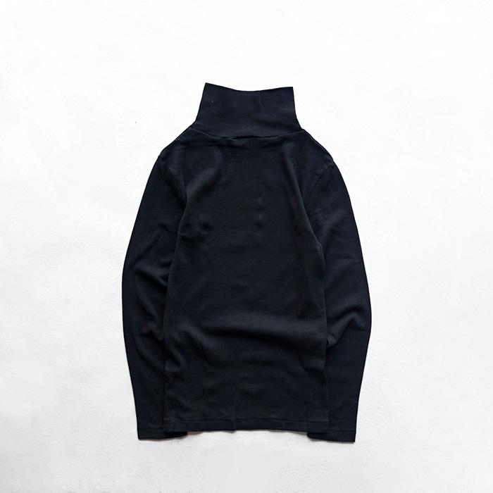 Robert P. Miller（ロバート・ピー・ミラー） Panel-rib Turtle Neck L