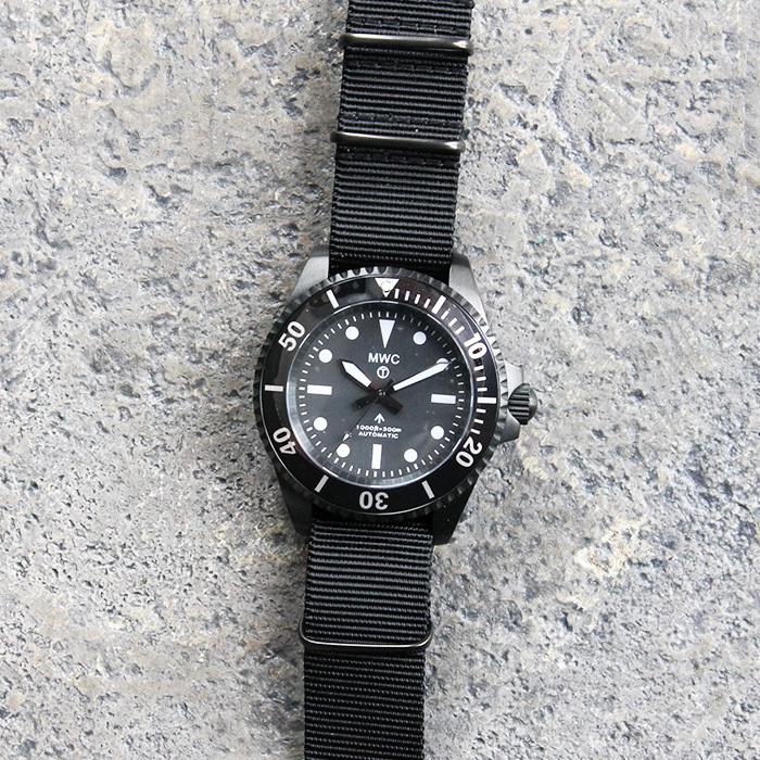 MHL. ミリタリーウォッチ　ブラック MHL. MILITARY WATCH 010BLACK MHL.通販・取扱い rusk（ラスク）