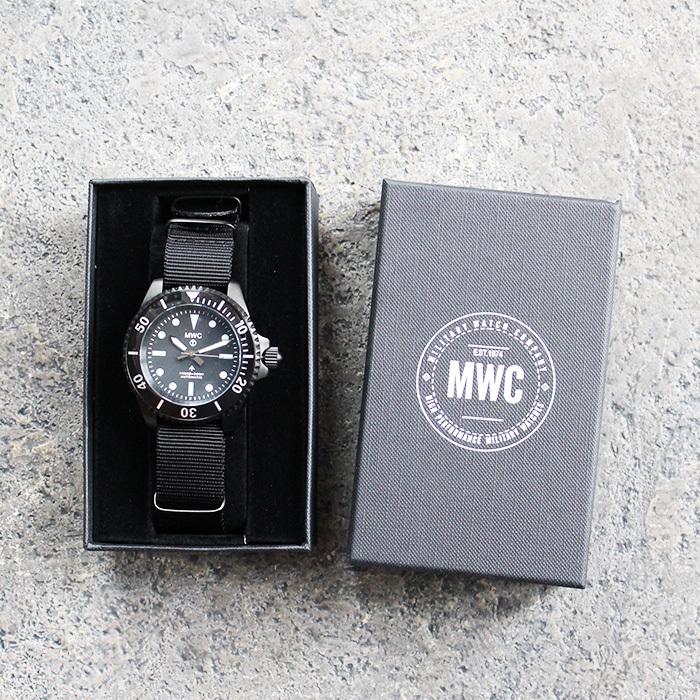 N.W.C. ブラックダイバーズウォッチ MWC ミリタリーウォッチカンパニー DIV/82PVD/AU/ND ダイバーウォッチ