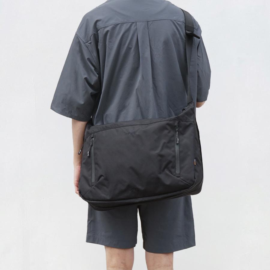 phenix（プラスフェニックス） +phenix EXPAND SHOULDER BAG 20+