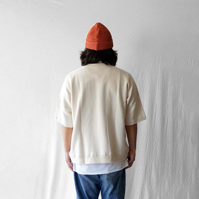トップス UNDYED STANDARD URAKE S/S EMB SWEAT WHT UNDYED STANDARD URAKE S/S EMB SWEAT WHT