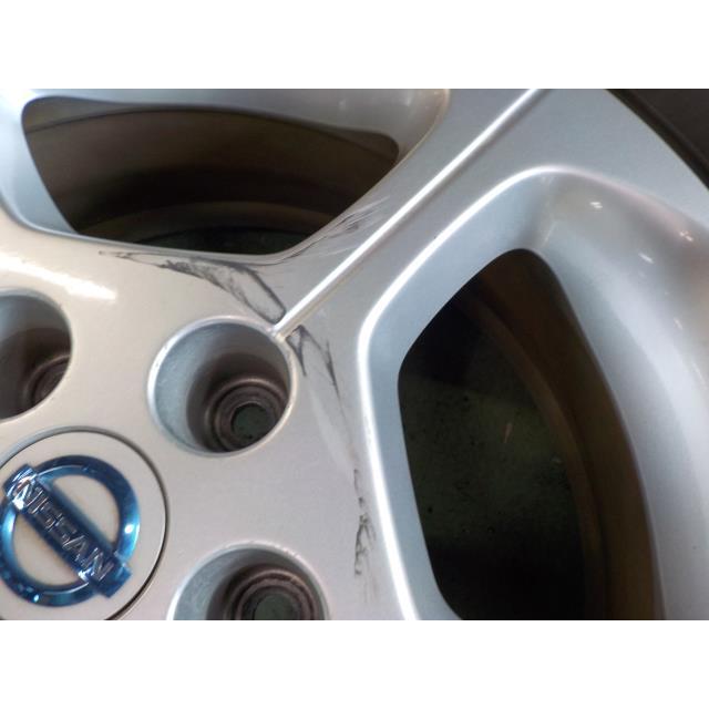リーフ 日産 リーフ純正 タイヤ付き16インチアルミ 4本セット 傷 リーフ 日産 リーフ純正 タイヤ付き16インチアルミ 4本セット 傷