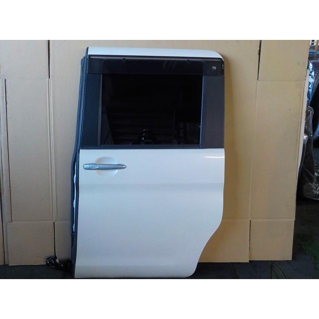 タント LA600S 左スライドドア W24/パールホワイト【個人宅宛発送不可 