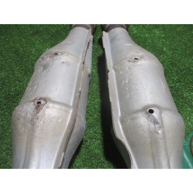 GT-R R35 触媒 日産純正 : 啓愛社 千葉リサイクル工場 - 通販 - Yahoo