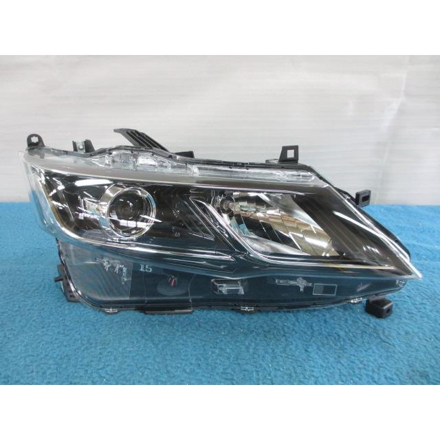 セレナ DAA-GFC27 右ヘッドランプASSY 26010-5TF5A : 000183148010800 