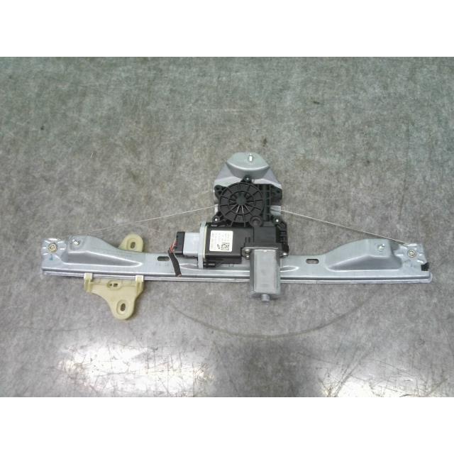 スマート DBA-453042 右フロントドアレギュレータ・モーター