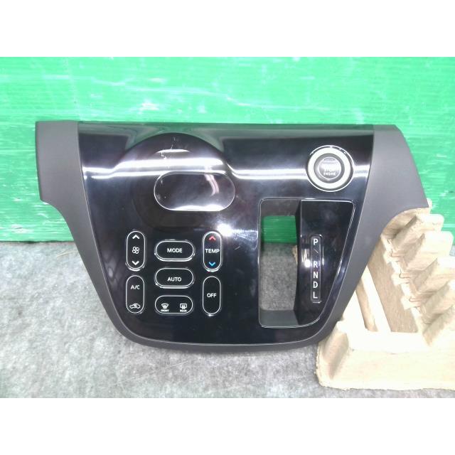 デイズルークス DBA-B21A エアコンスイッチパネル ハイウェイスター