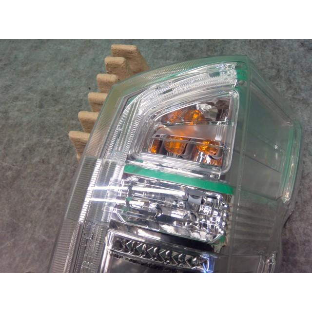 ステップワゴン DBA-RK5 右テールランプ スパーダZ インターナビ