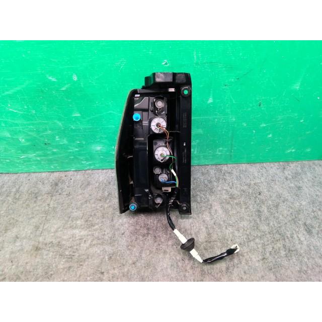 タント DBA-LA600S 右テールランプ カスタムRS 81550-B2581 : 啓愛社