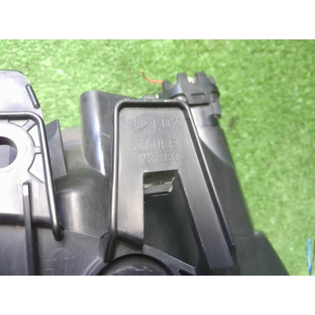 アルト HBD-HA36V 右ヘッドランプASSY : 啓愛社 横浜(金沢)リサイクル