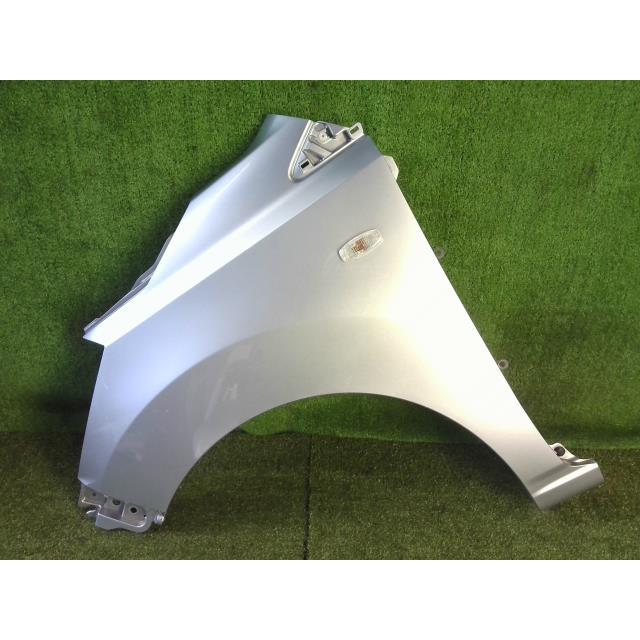 ピクシスエポック 5BA-LA350A 左フロントフェンダーパネル S28 : 啓愛