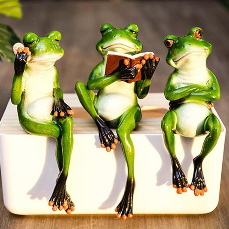 カエル　楽器・置物　3つ 3体セット☆ カエル 置物 蛙 装飾 卓上 3匹 腕組み 読書 足組み 動物