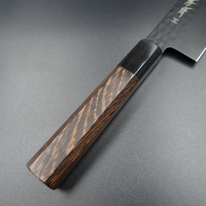 仙助 黒影 包丁 三徳包丁 VG10 鎚目フッ素加工 170mm ウエンジ柄 堺 孝行 黒影 三徳包丁 VG10 鎚目フッ素加工 170mm ウエンジ柄