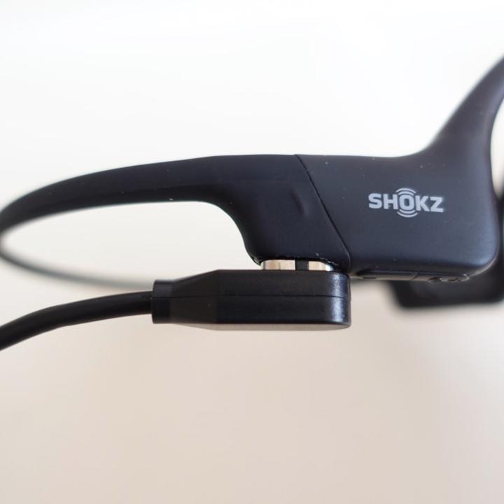Shokz OpenRun (旧AfterShokz) 充電ケーブル 1M 骨伝導イヤホン Shokz OpenRun (旧AfterShokz) 充電ケーブル 1M 骨伝導イヤホン