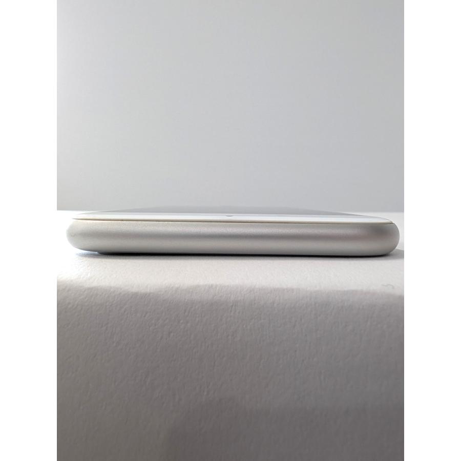 美品　iPhone8 バッテリー91% 初期化済み iPhone 8 iPhone8 64GB シルバー バッテリー91% 中古スマホ