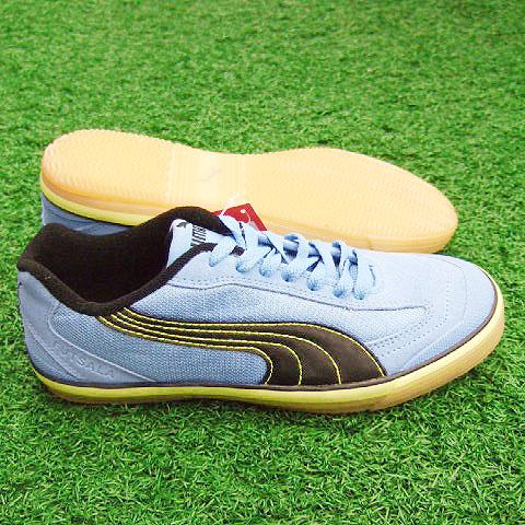 PUMA（プーマ） フットサラ3 リトルボーイブルー×ブラック