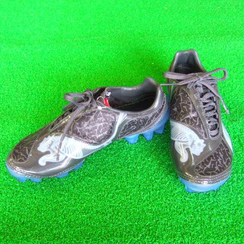 PUMA v1.08 トリックス ワイド グレー/ブラック 26.0 Puma V1.08