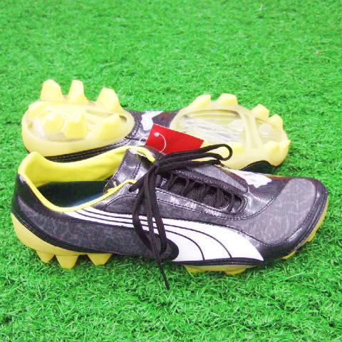 PUMA（プーマ） v1.08トリックスワイドi FG ダークシャドウ×ホワイト