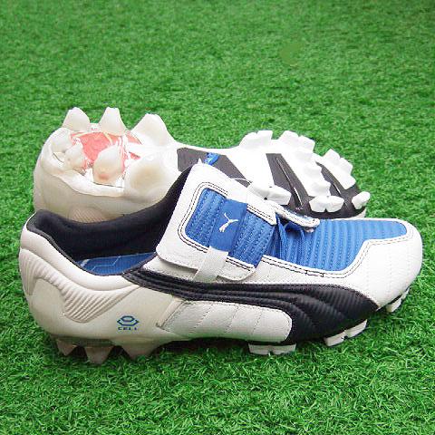 PUMA v-コンストラクト 3 GCi FG ホワイト×ダークネイビー