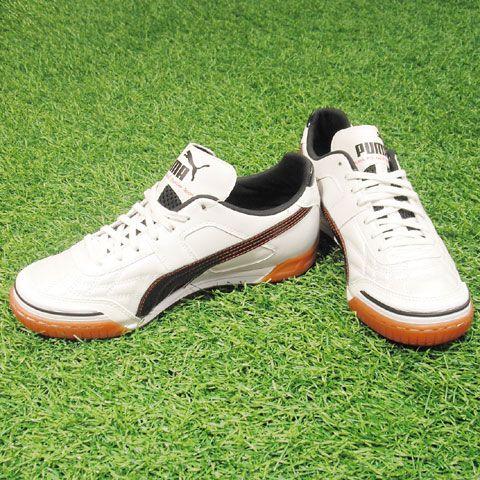 <美品>パラメヒコ ライト12 ホワイトパール×ブラック フットサルシューズ PUMA パラメヒコライト TT ホワイトパール×ブラック×マーズ