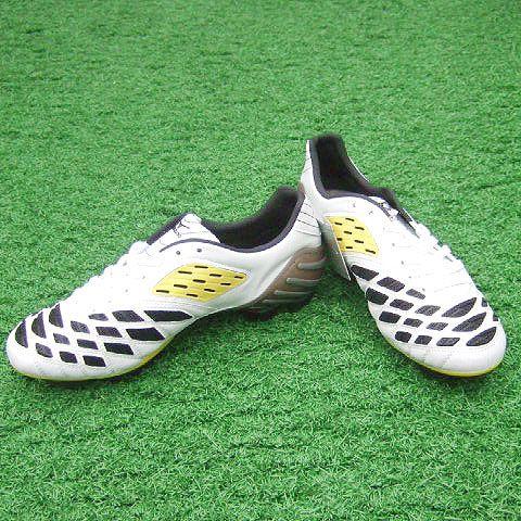 MIZUNO（ミズノ） ウエーブイグニタス SL ホワイト×ブラック×イエロー