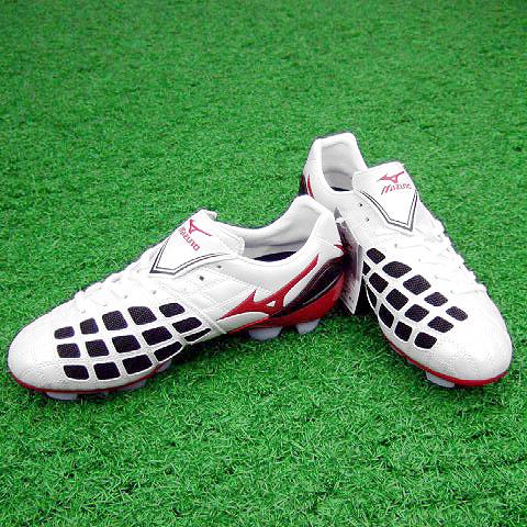 MIZUNO(ミズノ)サッカースパイク　ウエーブインシジョン2 MD 未使用品 MIZUNO ウエーブインシジョン2 MD レッド×ホワイト 【MIZUNO