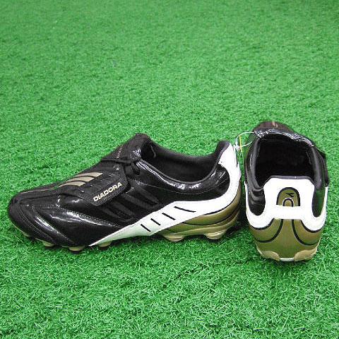 DIADORA ESTRO M MG 14 ブラック×ゴールド 【diadora|ディアドラ