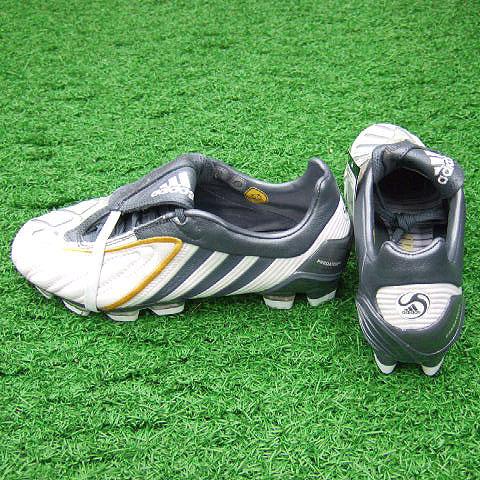 adidas（アディダス） プレデターパワースワーブ C TRX HG+ J プレ