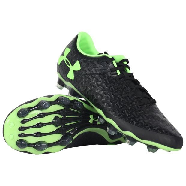 アンダーアーマー スパイク 緑黒色