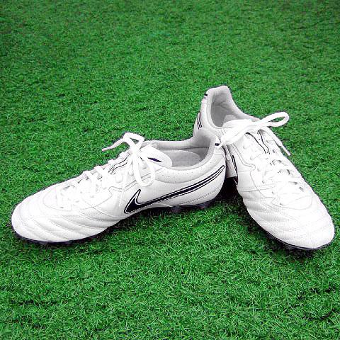 ティエンポスーパーリゲラk Hg E Af W メタリックサミットホワイト オブシディアン メタリックシルバー Nike ナイキ サッカースパイク3 Kemari87 Paypayモール店 通販 Paypayモール