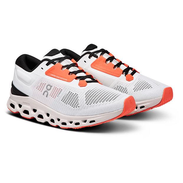 On レディース Cloudstratus 3 クラウドストラトス オン