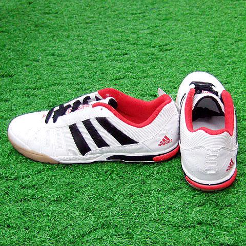 adidas（アディダス） トップサラ ランニングホワイト×ブラック