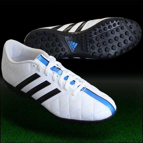 adidas パティーク 11クエストラ TF ランニングホワイト×コア