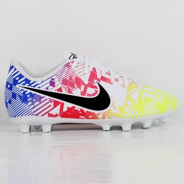 ジュニア マーキュリアル ヴェイパー 13 アカデミー Njr Hg ホワイト ブラック Nike ナイキ サッカージュニアスパイクcd4642 1 Kemari87 Paypayモール店 通販 Paypayモール