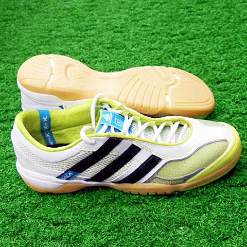 adidas（アディダス） トップサラ 10 ランニングホワイト×ブラック