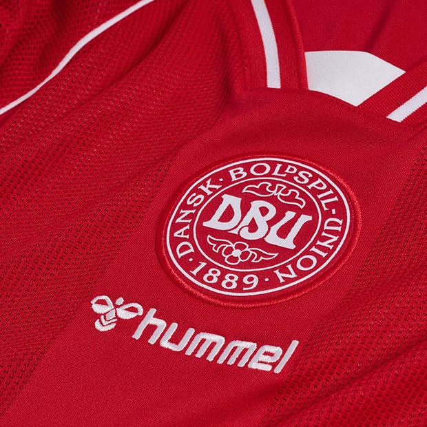 hummel（ヒュンメル） 爆買!! デンマーク代表 2026 ホーム 半袖