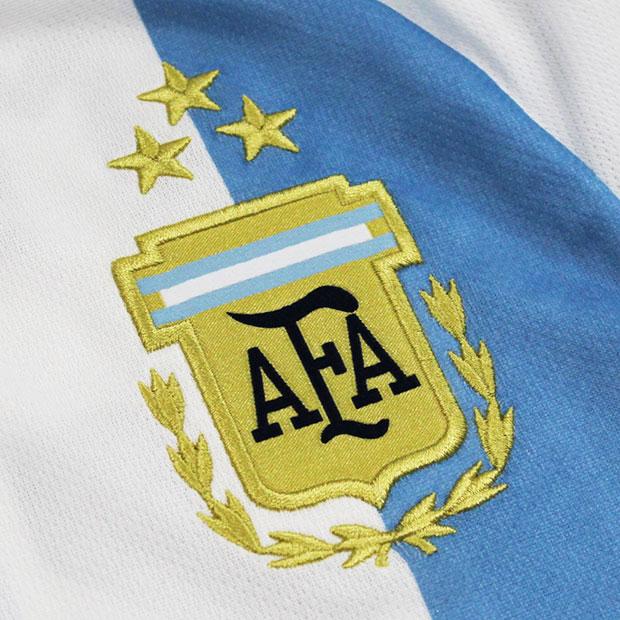 【店舗完売品】希少 アルゼンチン代表ホームレプリカユニフォーム Lサイズ メッシ adidas（アディダス） ジュニア アルゼンチン代表 2023 ホーム 半袖