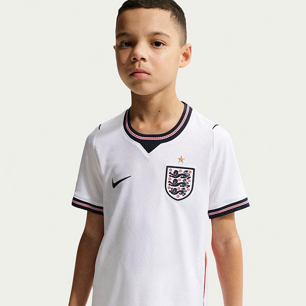 NIKE（ナイキ） 爆買!! ジュニア イングランド代表 2026 ホーム 半袖