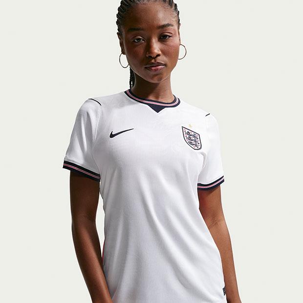 ウィメンズ　イングランド代表 2026 ホーム 半袖レプリカユニフォームXL NIKE（ナイキ） レディース イングランド代表 2026 ホーム 半袖