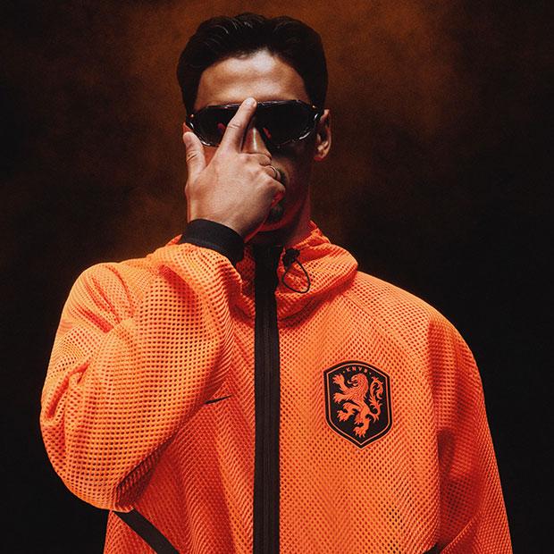 NIKE（ナイキ） オランダ代表 DF KMD NTL アンセムジャケット ハイパー