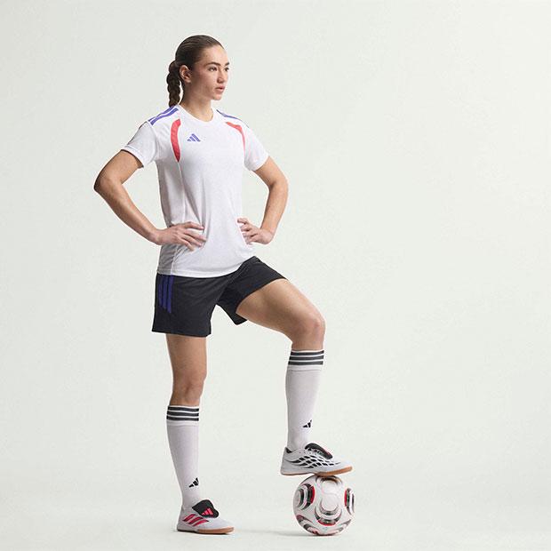 adidas（アディダス） プレデター LEAGUE FT IN フットウェアホワイト
