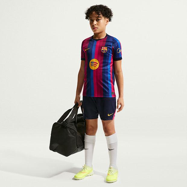 【正規品】ピケ　バルセロナ　09/10ホームレプリカ NIKE（ナイキ） ジュニア FCバルセロナ 26-27 ホーム 半袖レプリカ