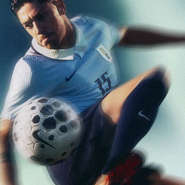 NIKE（ナイキ） ウルグアイ代表 2026 ホーム 半袖レプリカユニフォーム