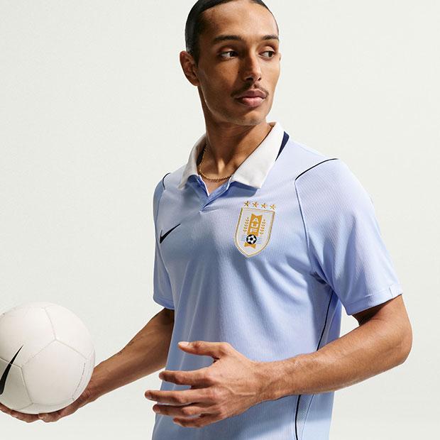 NIKE（ナイキ） ウルグアイ代表 2026 ホーム 半袖レプリカユニフォーム