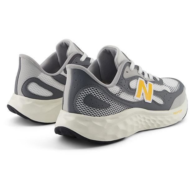 New Balance（ニューバランス） フレッシュフォーム アリシ V4 2E